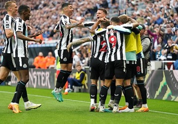 video Highlight : Newcastle 4 - 1 Brighton (Ngoại hạng Anh)