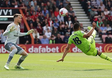 video Highlight : Bournemouth 0 - 1 MU (Ngoại hạng Anh)