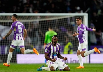 video Highlight : Real Valladolid 3 - 1 Barcelona (La Liga)