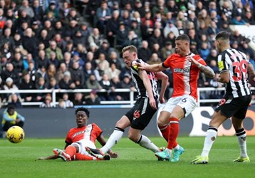 video Highlight : Newcastle 4 - 4 Luton Town (Ngoại hạng Anh)